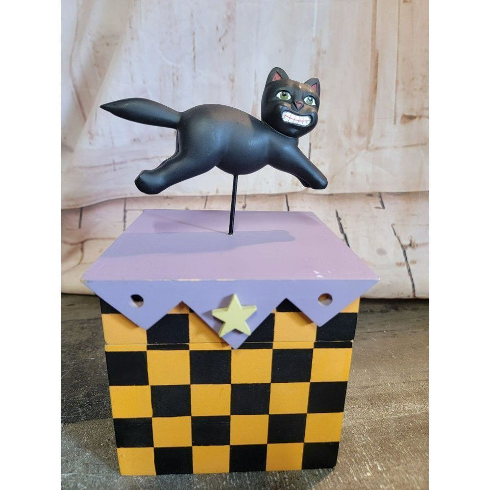 Wooden Halloween cat checkered box‎ decor orange black star